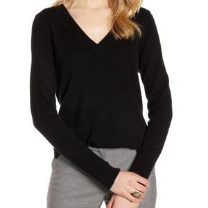Halogen Black V-Neck Cashmere Sweater